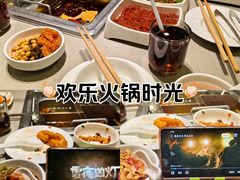 -海底捞火锅(高新万达店)