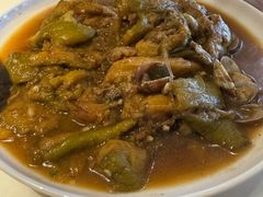 茄子炖蚬子-日丰园海肠水饺·老字号大连海鲜(银泰城店)