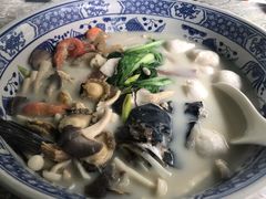 极品鱼头皇-山外山菜馆(玉泉路店)