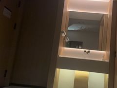 -涨巢·潮玩水疗局