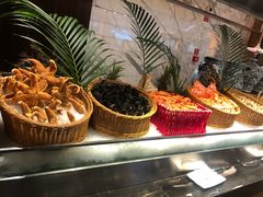 -岷山饭店-芝芝自助餐厅