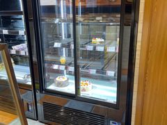 面包甜点陈列柜-苹果花园(鞍山路店)