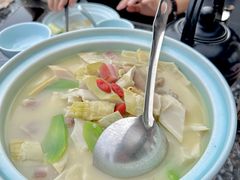 -甬妈妈湖畔里餐厅(唐山南湖旅游景区店)