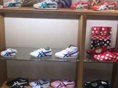 -ABC MART(心斎橋店)