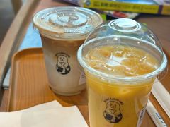-抱抱地球咖啡馆(国家海洋博物馆店)