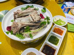 草原手把肉-德乐海蒙餐