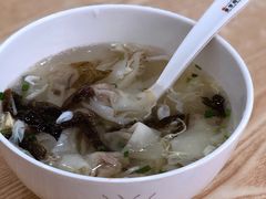 芹菜肉小馄饨-景芳周大姐烧麦(东新店)