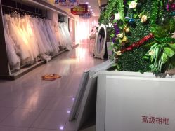 -巴黎时尚婚纱摄影(南汇店)