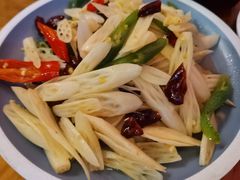 酸辣藕带-回·龙虾铺·盆盆蟹·烧烤大排档(回龙观店)