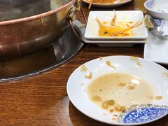 -楼外楼大刀肉传统火锅居(博学路店)