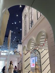 -奈尔宝·儿童乐园·亲子餐厅(华采天地店)