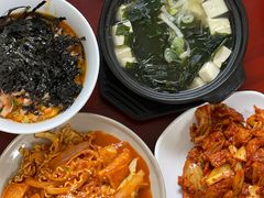 海鲜紫菜拌饭-屋里家延边朝鲜族冷面(南园店)