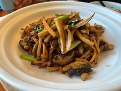 -套娃酒店-中餐厅