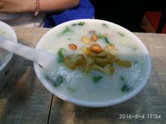 -银记肠粉店(新港西路店)