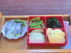 -二荆条·蜀鲜汇城市森林火锅