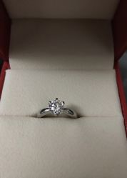 -威德钻石-克拉钻大本营(南京东路店)