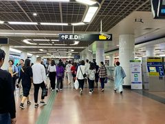 -公园前(地铁站)