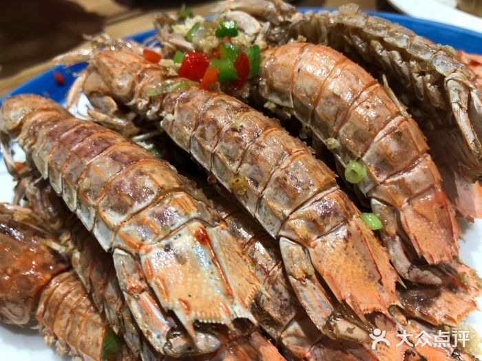 五谷芳乳鸽王（大梅沙总店C区）(网红打卡店)椒盐白濑尿虾图片
