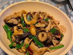 -阿细汉菜(本地盐帮菜名店)