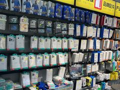-修卜凡二手严选店·手机维修·回收租赁(川沙地铁站店)