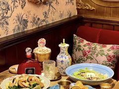 -秘密旅行Bonjour(黑金冠 江南西店)