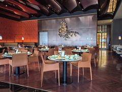 -蝴蝶里·粤菜·点心(滨江龙湖店)