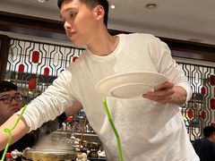 -半岛翡丽海鲜自助餐厅(观风亭店)