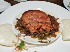 -东口码头·烧鸽子·鱼头泡饼·地方菜(金鹰悦城店)