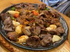 -老东镇啤酒屋海鲜加工·蒸汽海鲜·海鲜烧烤(台东店)