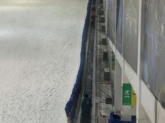 -乔波室内滑雪场