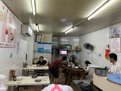 大堂-黄阿姨锅贴大王(万航渡路店)
