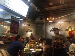 -巴四老城区炭火蛙锅(张江店)