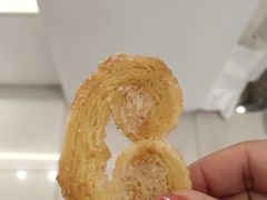 蝴蝶酥-上海哈尔滨食品厂(淮海中路店)