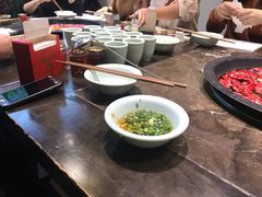 -红九格老火锅(三峡广场店)