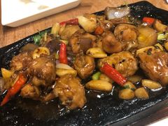 -徽湘园和马路串串火锅