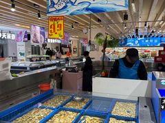 -奎屯友好时尚购物中心