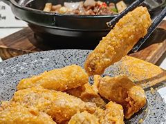 咸蛋黄鸡翅-友德福.老字号粤菜.广州地标融合美食(荔湾路店)