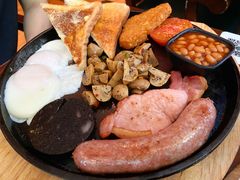 -Hooley's活利仕西餐厅(珠江新城店)