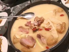 -披云云小馆·味道江湖(姚家园万象汇店)