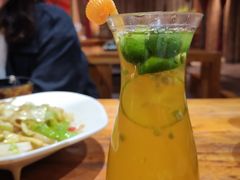 -老滇山寨•云南特色菜•地方菜•民族风情歌舞表演(金碧店)