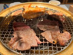 -山焱·炭火自助烤肉(周浦万达店)