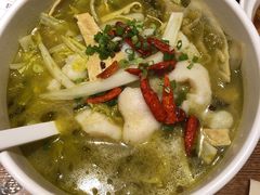 -渝是乎川渝小炒(新世界百货望京店)