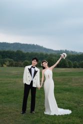 -雪中彩影婚纱摄影·微光艺术中心