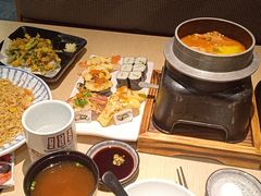 -万岁料理回转寿司(华贸店)