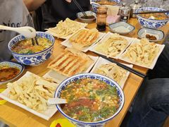 招牌牛肉汤-八百里牛肉汤(盖饭·锅贴·万象城店)