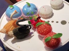 -江上荟·创意中国菜(绿地缤纷城店)
