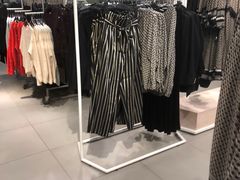 -H&M(鹏欣水游城店)