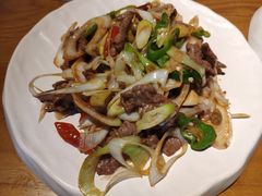 小炒嫩牛肉-隔壁老王·家常云南菜(花巷店)