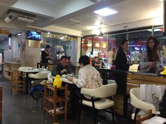 大堂-三头牛·潮汕牛肉生蚝火锅 (夏湾店)