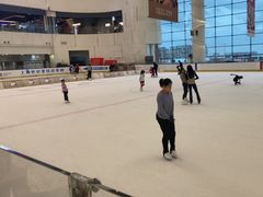-世纪星滑冰俱乐部(万象城店)